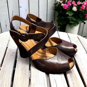 Born Concept BOC Shoes 7 X Strap Arch Brown Leather Y2K Casual Peep Toe W81785